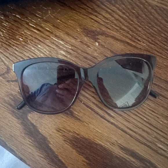 Gucci Brown authentic Sunglasses Bamboo Frame - Picture 4 of 8